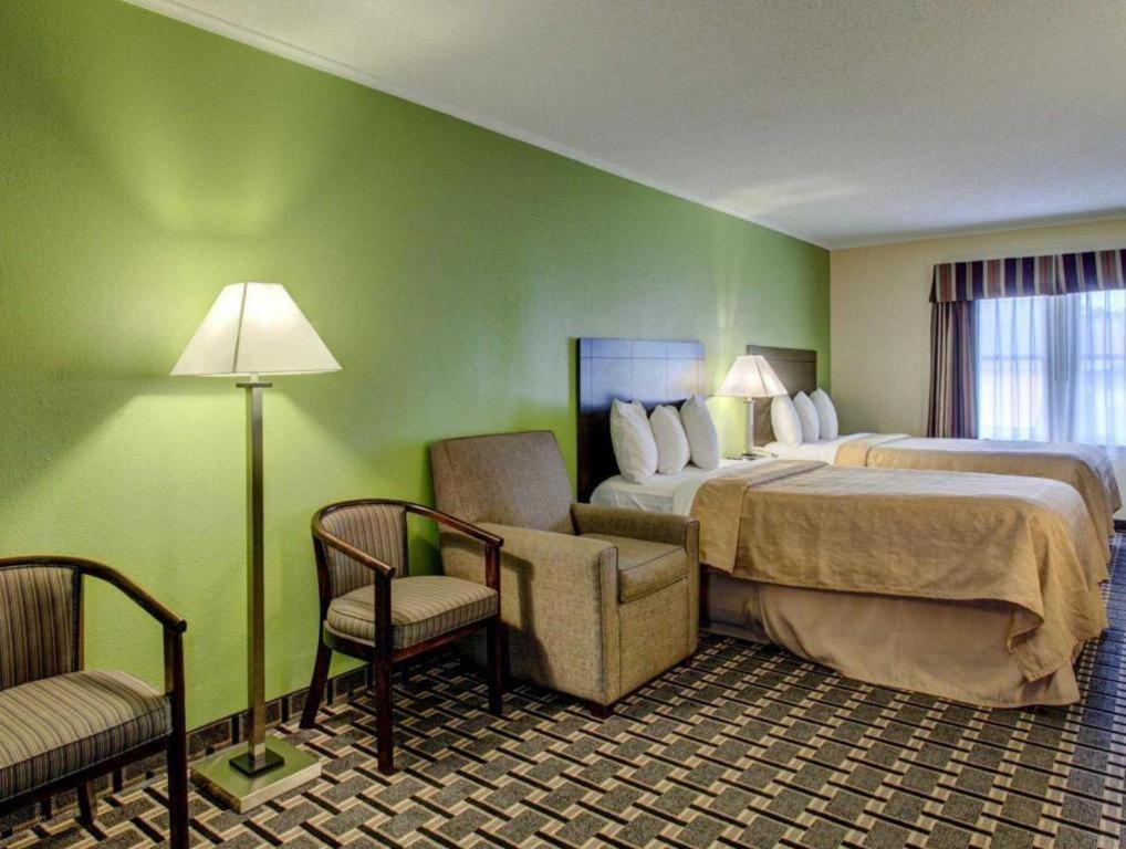 Quality Inn Barre-Montpelier Экстерьер фото