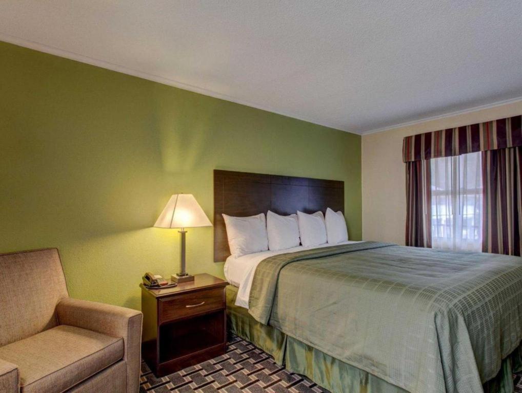 Quality Inn Barre-Montpelier Экстерьер фото